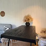 1step2allglamping - Better Than *