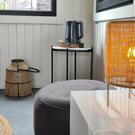 1step2allglamping - Better Than Camping *